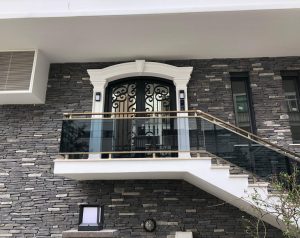 Apartman Girişi Taş Duvar Kaplama